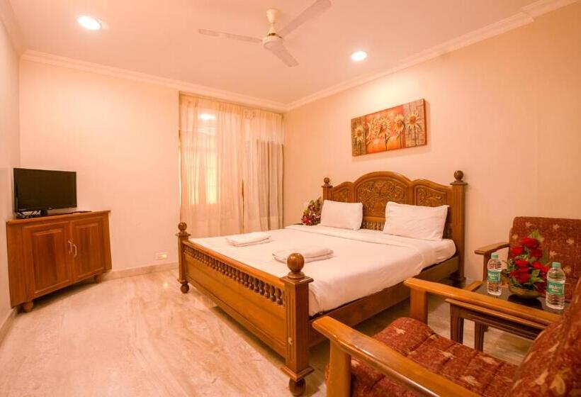 Номер Deluxe, Udupi International