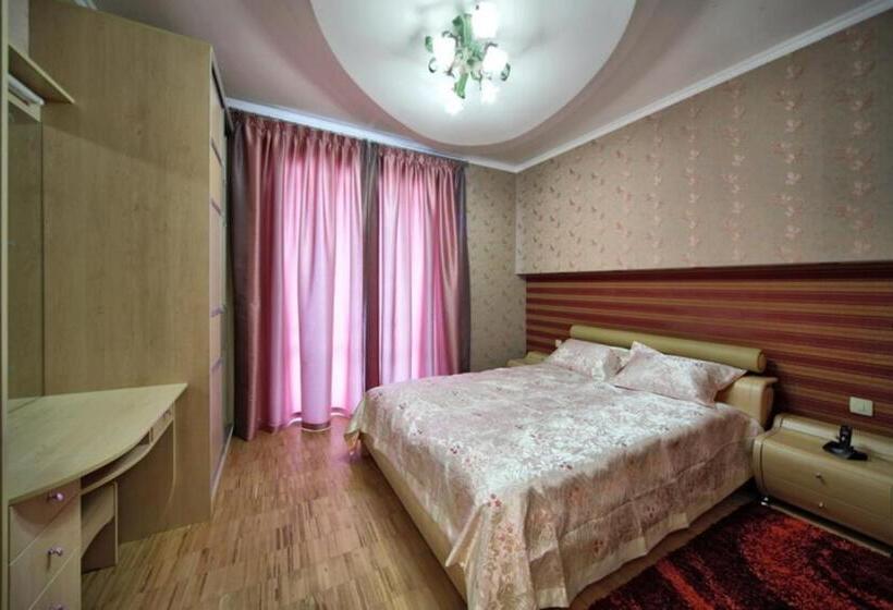 로얄 스위트, Apart Hotel Chale Graal