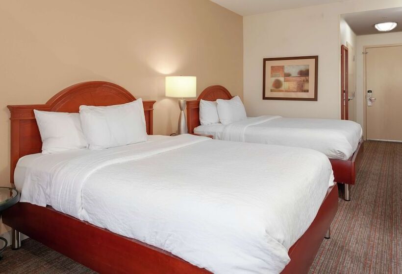 اتاق استاندارد, Hilton Garden Inn Charlotte North