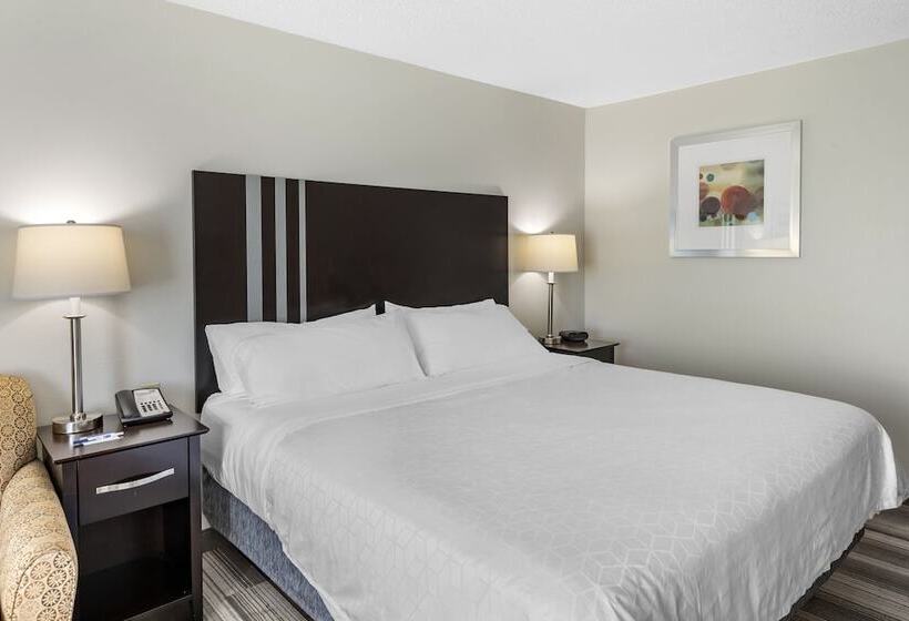 Номер Стандарт, Holiday Inn Express Hotel & Suites Cincinnati Blue Ash, An Ihg