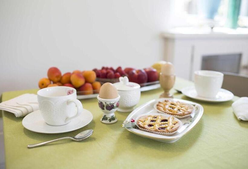 اتاق استاندارد, Carossi B&b