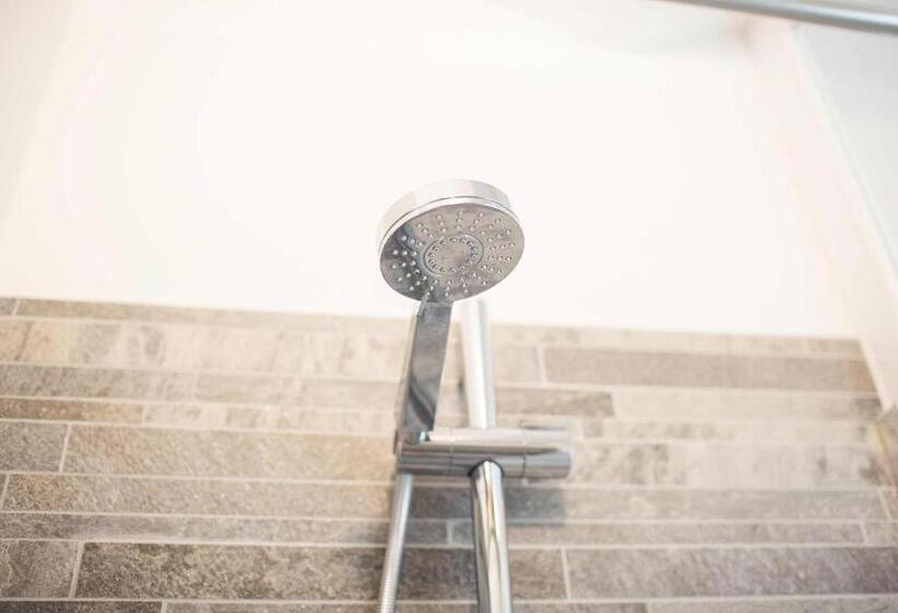 اتاق استاندارد, Carossi B&b