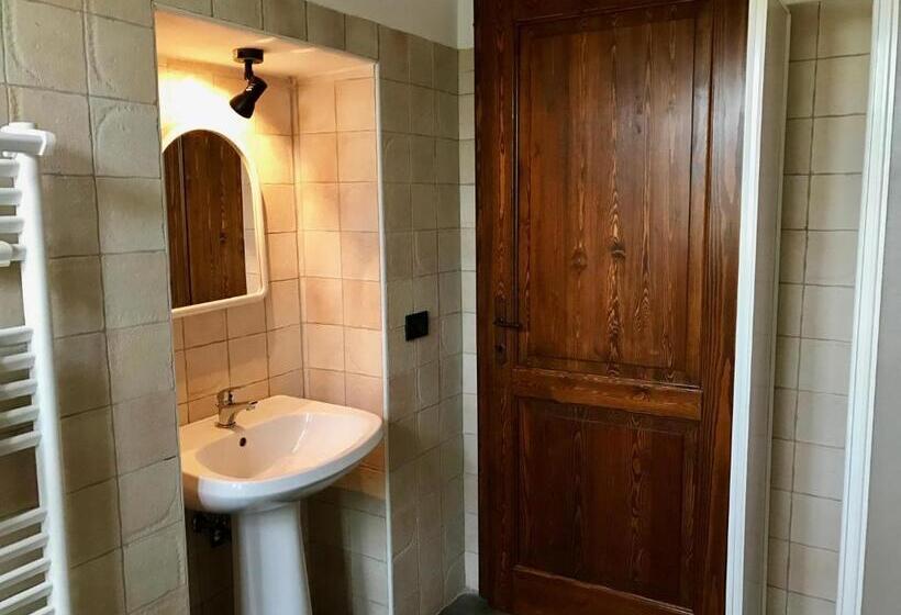 شقة غرفتين, Casale San Giovanni