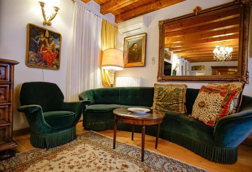 سوییت, Resort Casino Di Caccia
