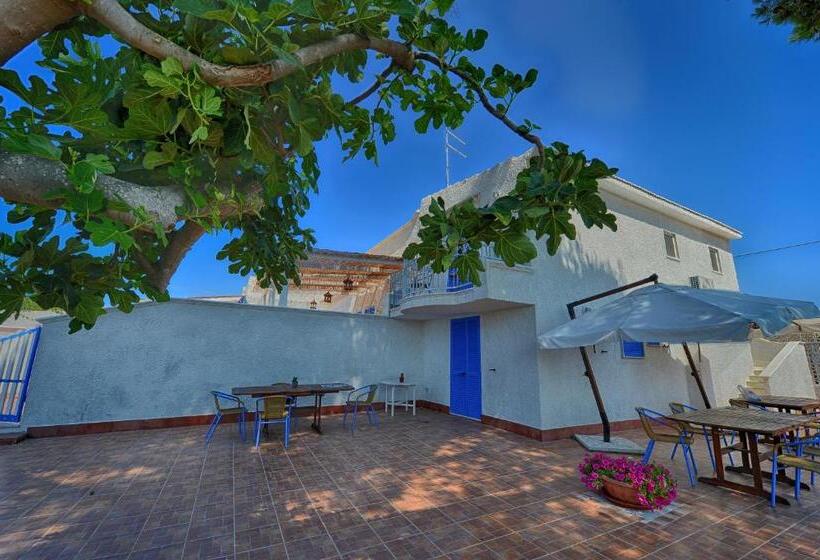 Апартаменты 1 Спальня Вид на Сад, Residence Villa Del Sole