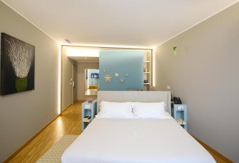 小型套房带海景, Vlora Priam Affiliated by Meliá