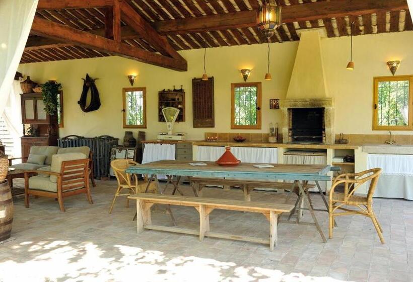 Номер Стандарт, Chambres D'hotes Domaine Des Machottes