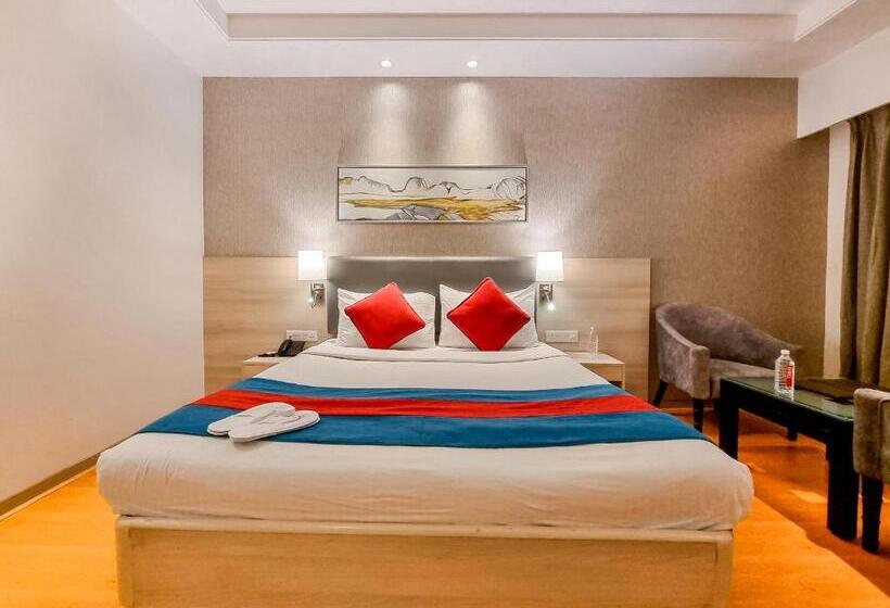 Номер Deluxe, Freesia By Express Inn