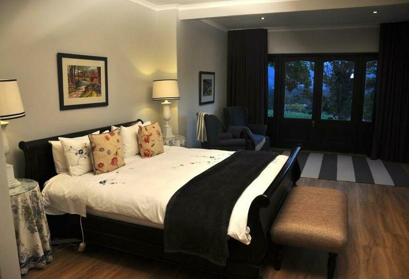 کابین, Blueberry Hill Cottages