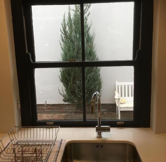 کابین, Blueberry Hill Cottages