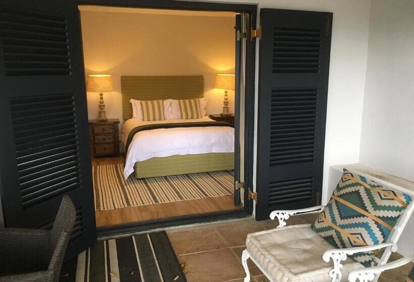 کابین, Blueberry Hill Cottages