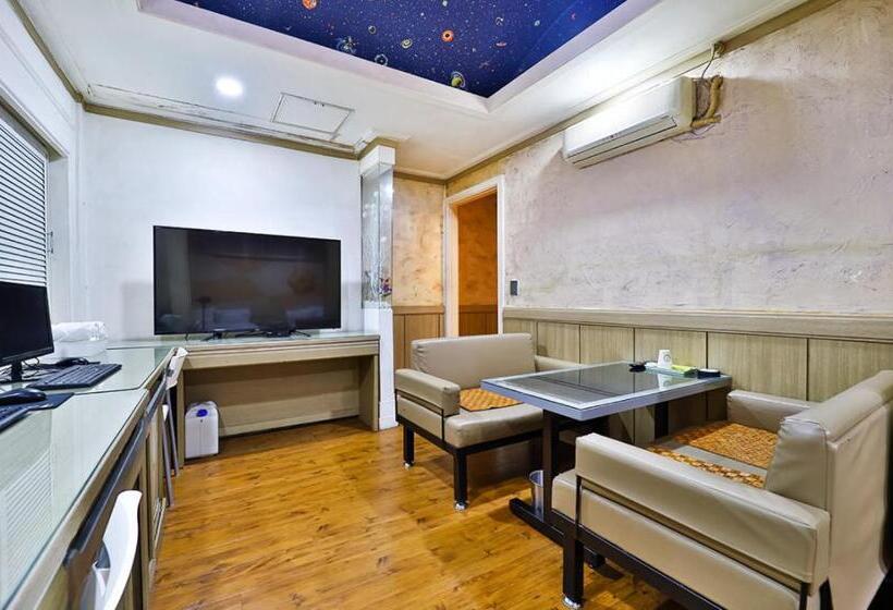 Номер Deluxe, Yeoju Hightel