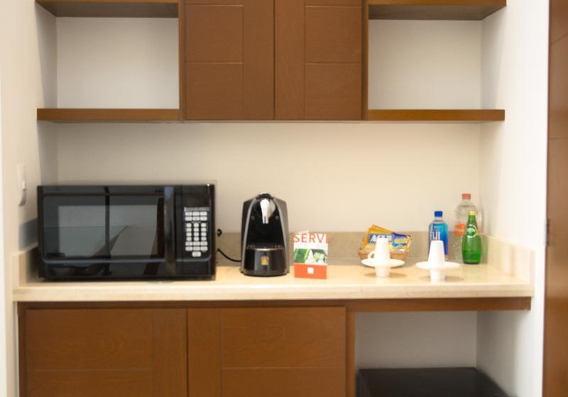 سوییت جونیور, Ambiance Suites