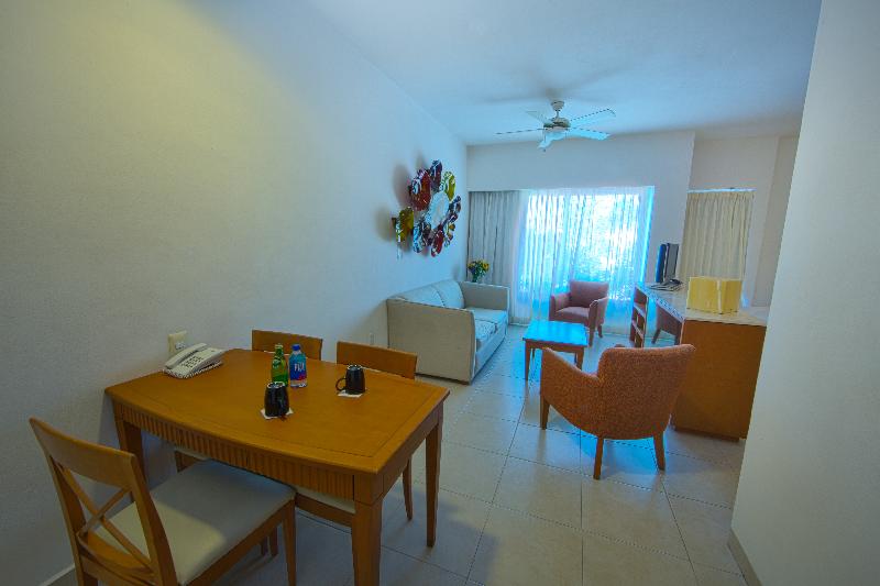 سوییت جونیور, Ambiance Suites
