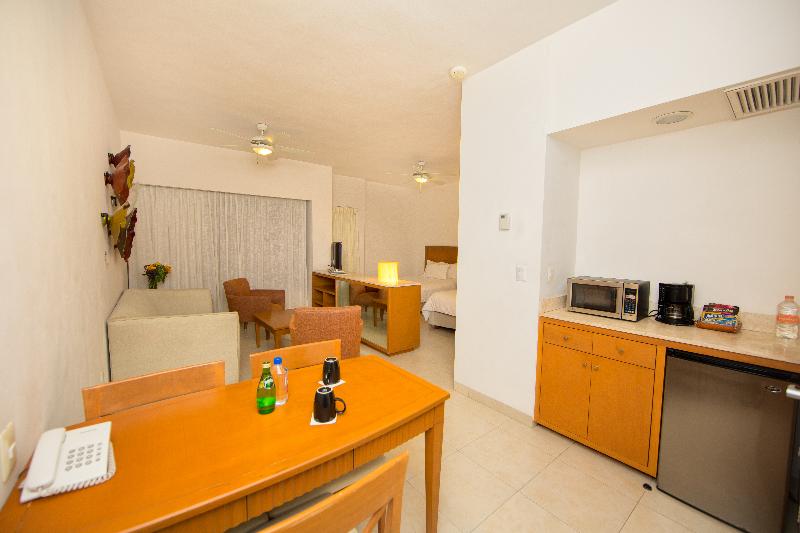 سوییت جونیور, Ambiance Suites