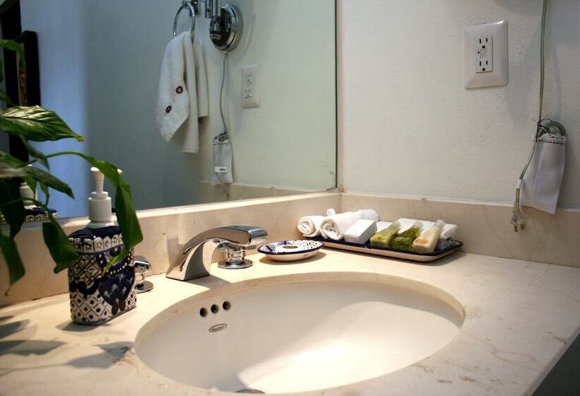 سوییت جونیور, El Serafin Hotel Boutique