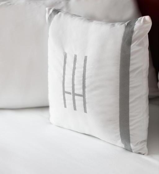 اتاق استاندارد چهار تخته, Hayden New York
