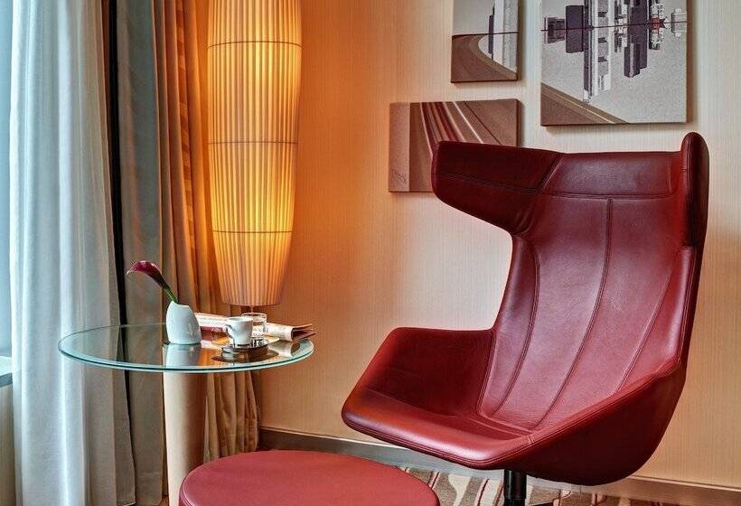 اتاق اجرایی, Hilton Frankfurt Airport