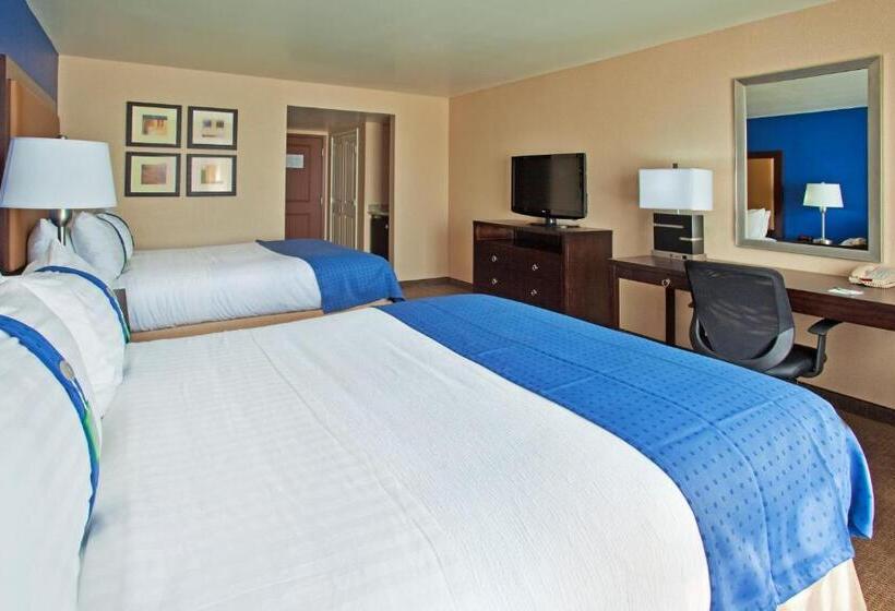 חדר סטנדרט, Holiday Inn & Suites Phoenix Airport, An Ihg