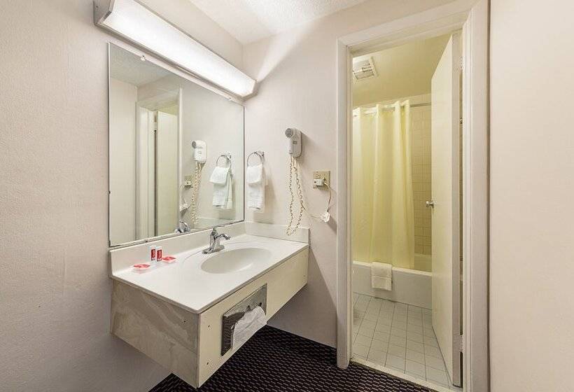 اتاق استاندارد با 2 تخت دوبل, Parkview Inn And Conference Center