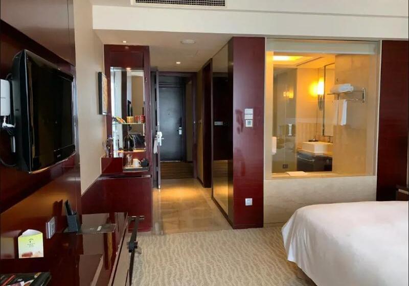 비즈니스룸, The Qube Hotel Shanghai  Close To Pudong International Airport And Disney Land