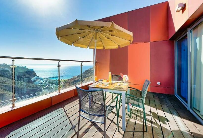 발코니가 있는 2 베드룸 아파트, Las Villas De Amadores