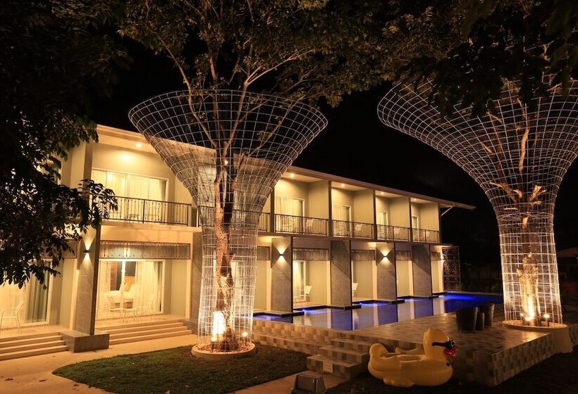 Номер Deluxe, Amarin Resort