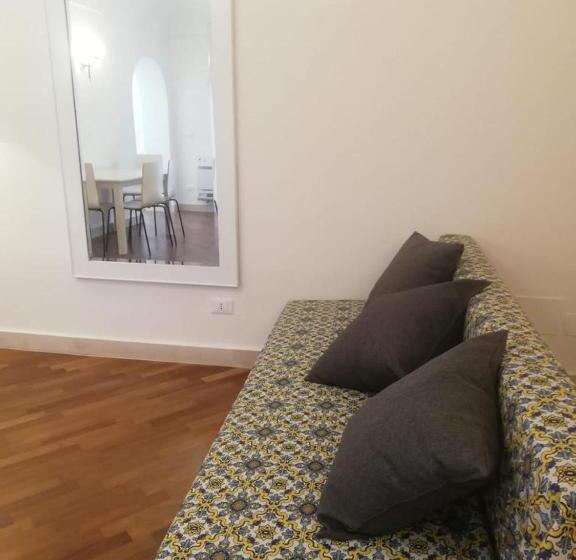 Family Suite, Gargallo