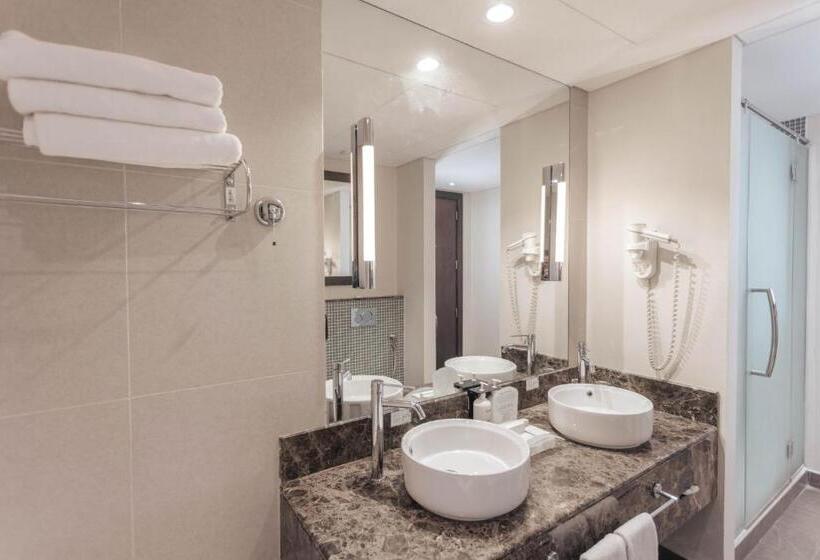 Люкс, Holiday Inn Abu Dhabi, An Ihg