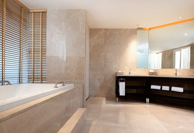 Люкс Клуб, Intercontinental Hua Hin Resort, An Ihg