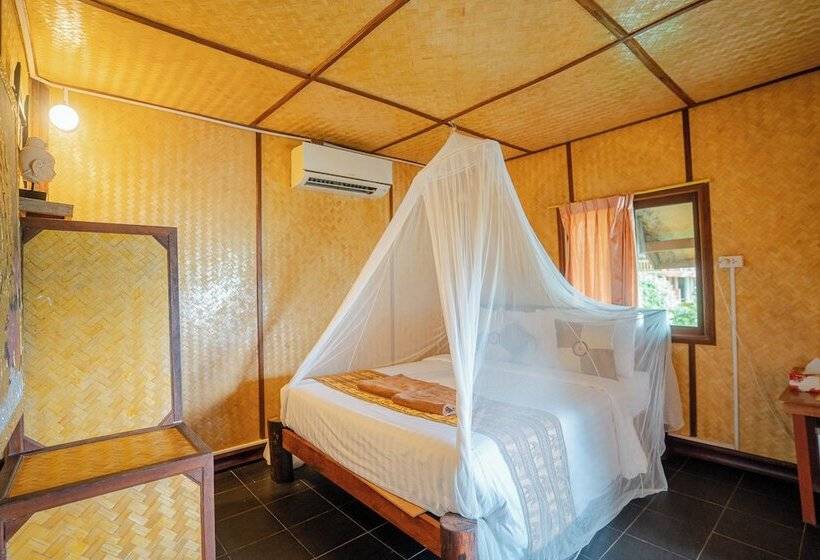 Хижина Superior, Koh Jum Resort