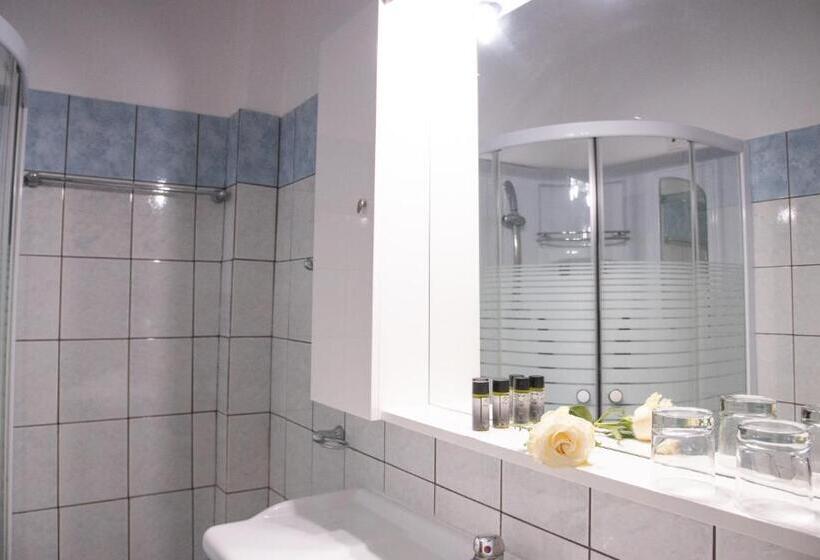 Номер Стандарт Вид на Горы, Poseidon Beach