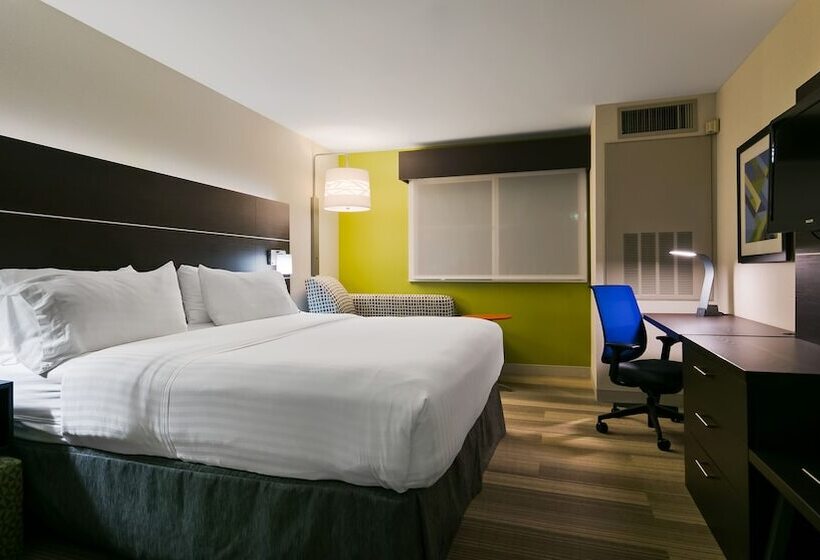Номер Стандарт, Holiday Inn Express Hotel & Suites Everett, An Ihg