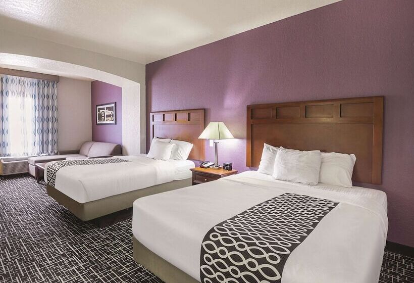 سوییت لوکس, La Quinta By Wyndham Bowling Green