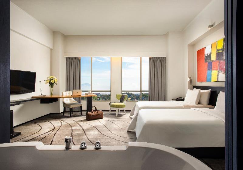 Номер Премиум, Artotel Ts Suites Surabaya