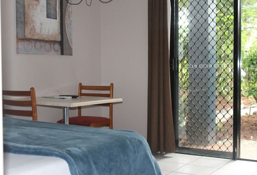 Quarto Estandar Banheiro Compartilhado, Bohemia Resort Cairns