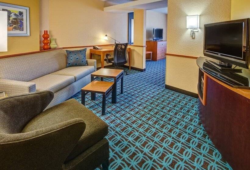 스탠다드 스튜디오, Fairfield Inn And Suites By Marriott Naples