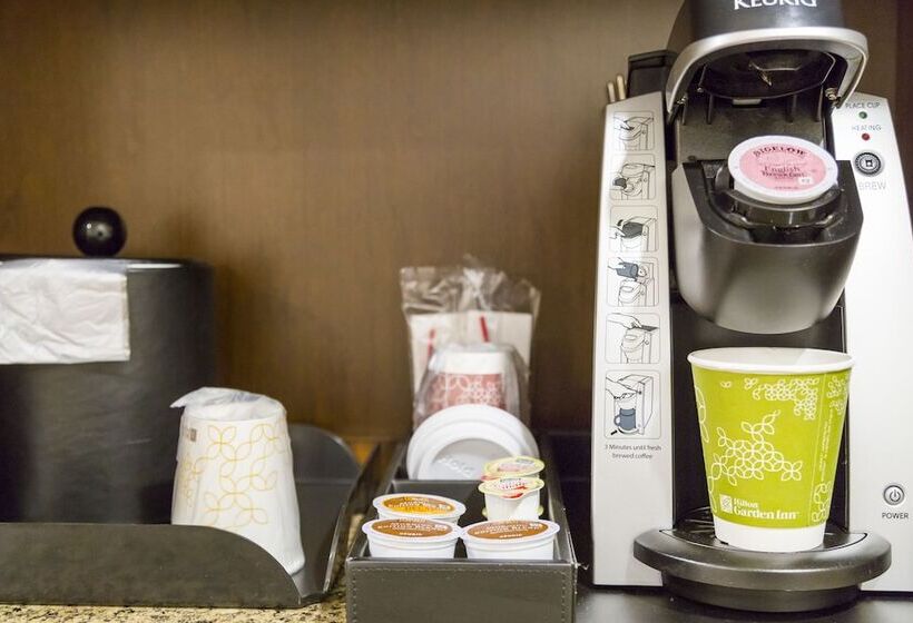 Номер Стандарт 2 Двуспальные Кровати, Hilton Garden Inn Plymouth