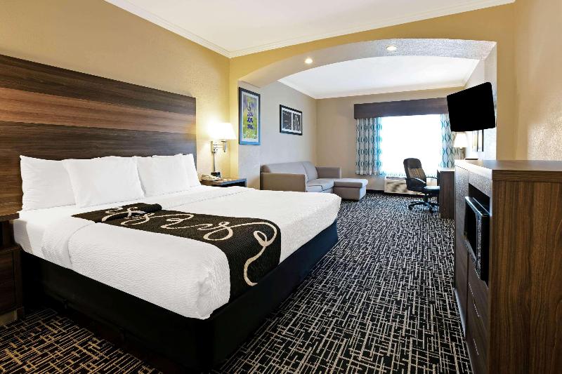 Люкс Повышенной Комфортности, La Quinta By Wyndham Garland Harbor Point