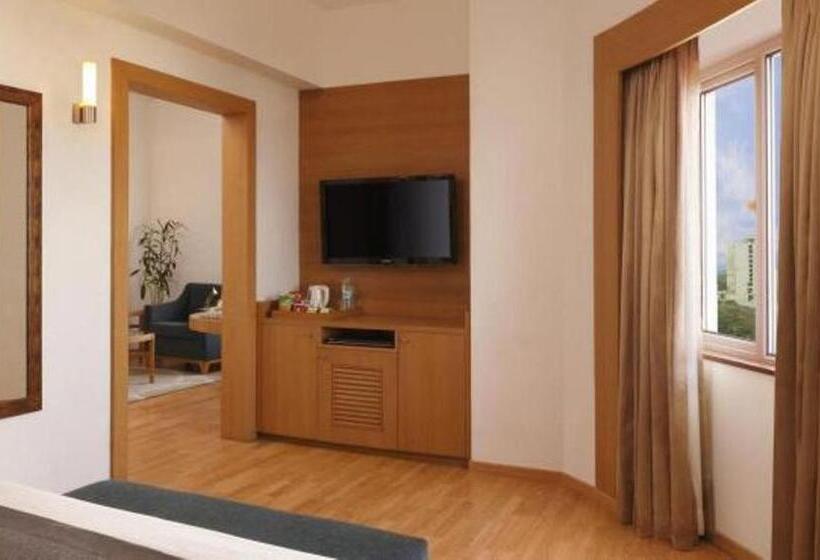 Президентский Люкс, Lemon Tree Premier  Hitec City  Hyderabad