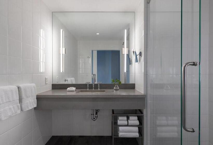 Номер Deluxe, Archer Hotel Old Town Alexandria