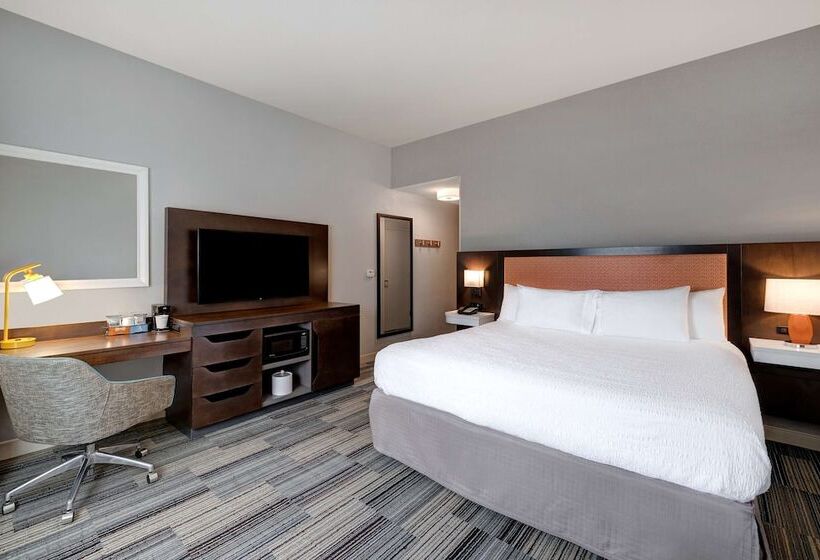 Студио Стандарт Кровать Кинг, Hampton Inn & Suites Tulare