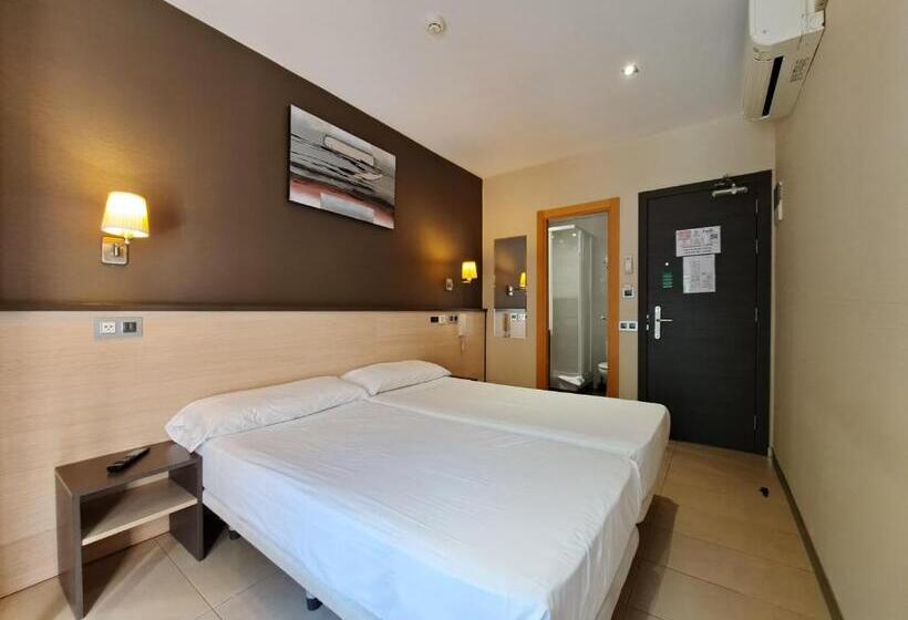 اتاق استاندارد با چشم‌انداز, Hostal Las Flores Ramblas