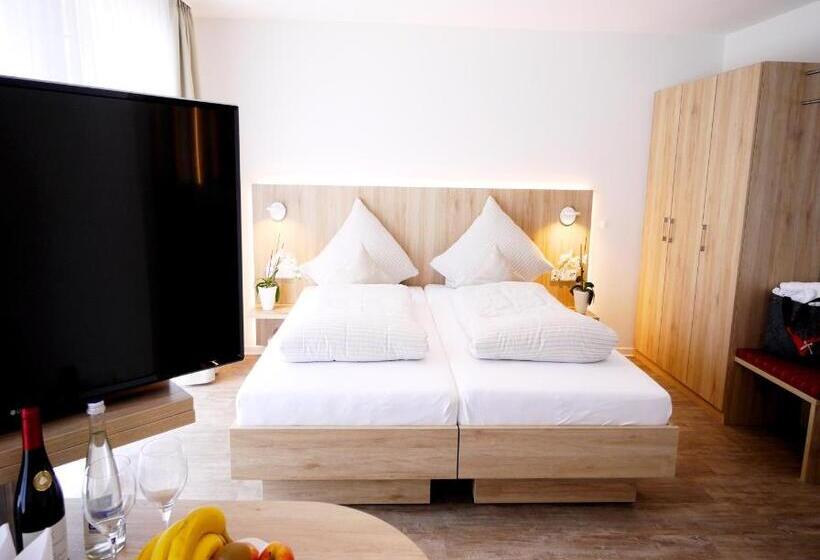 Номер Deluxe, Kohlers Hotel Engel