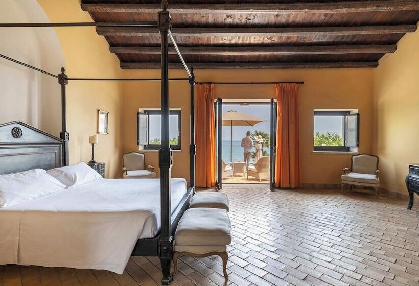 سوییت, Falconara Greenblu Resort