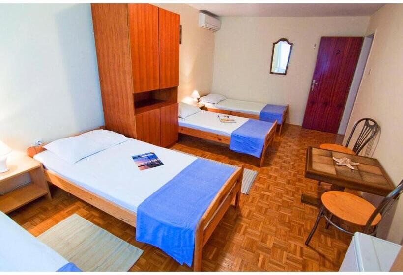 اتاق استاندارد سه نفره, Villa Mia Casa