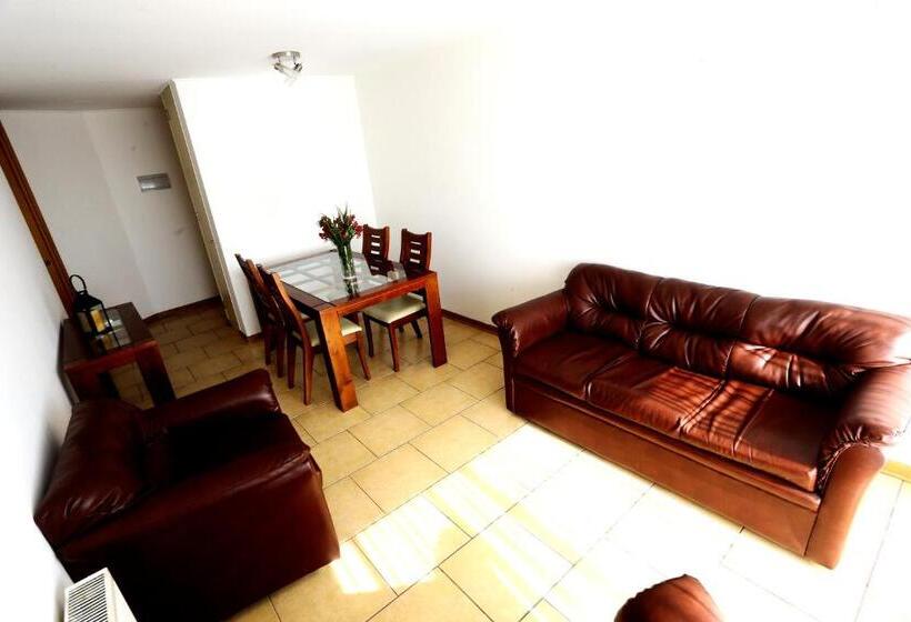 آپارتمان 2 خوابه, Versalles Suites