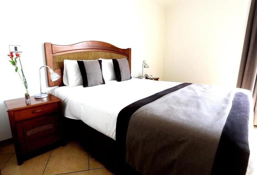 آپارتمان 2 خوابه, Versalles Suites