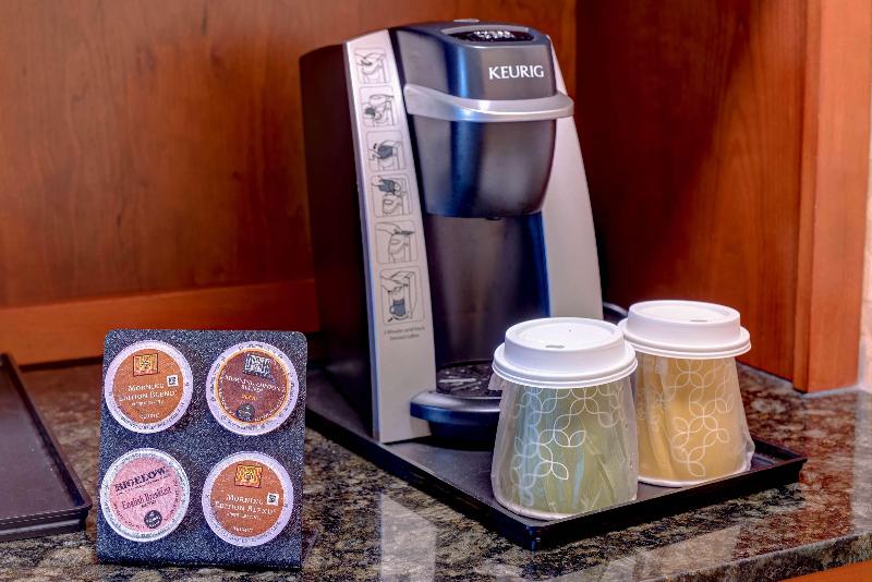 Стандартный Номер Кровать Кинг, Hilton Garden Inn Lakewood
