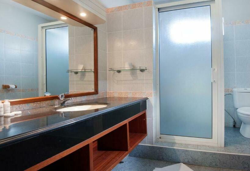 اتاق استاندارد با چشم‌انداز باغ, Le Palmiste Resort & Spa